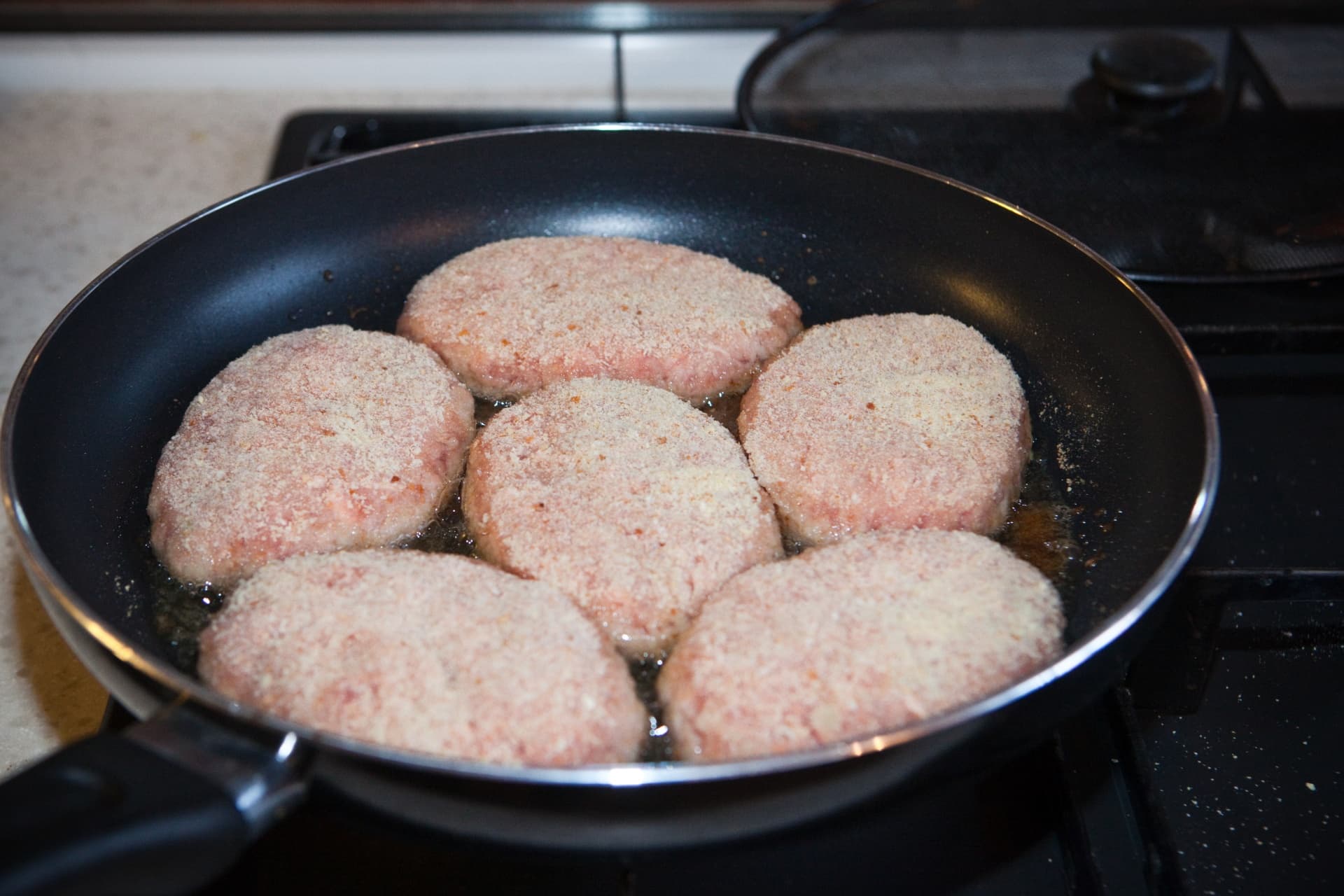 Kotlety (Fried Meat Burgers)